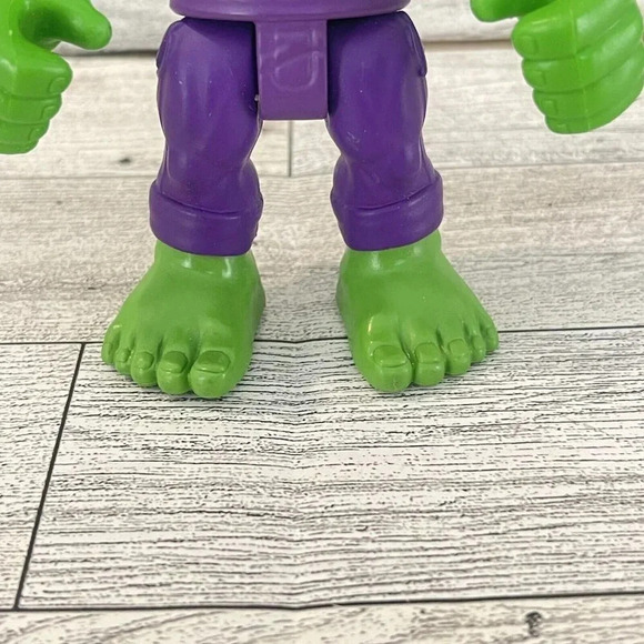 Hulk Action Figure 2018 Hasbro Kids Toy 5.5” - Picture 3 of 10